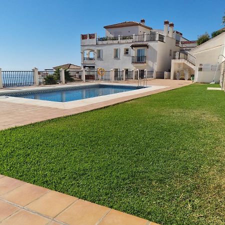 Elegant Apartment With Fantastic Views At The Top Of Calahonda Sitio de Calahonda Exterior photo