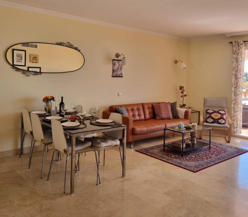 Elegant Apartment With Fantastic Views At The Top Of Calahonda Sitio de Calahonda Exterior photo