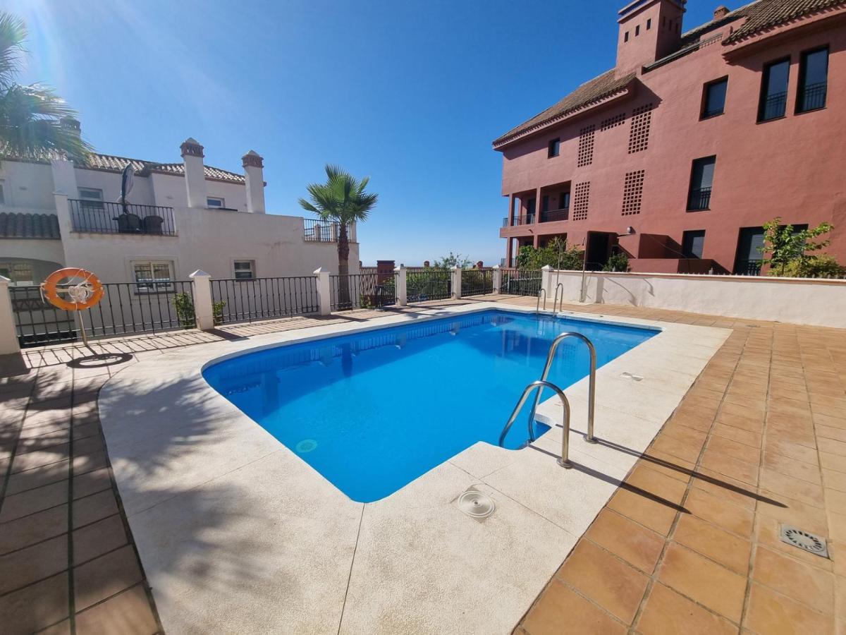 Elegant Apartment With Fantastic Views At The Top Of Calahonda Sitio de Calahonda Exterior photo
