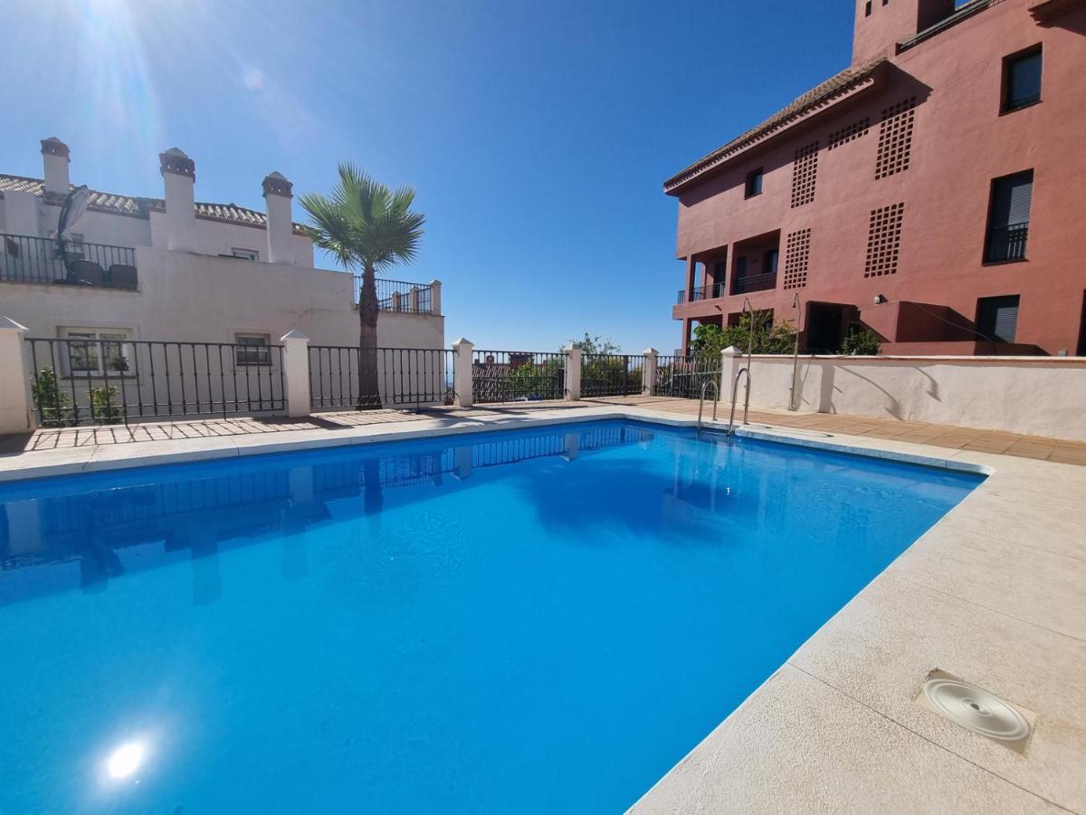 Elegant Apartment With Fantastic Views At The Top Of Calahonda Sitio de Calahonda Exterior photo